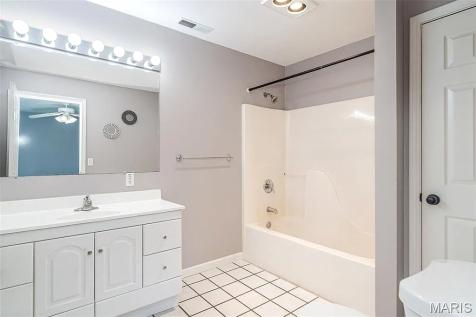 5 Richardson bathroom